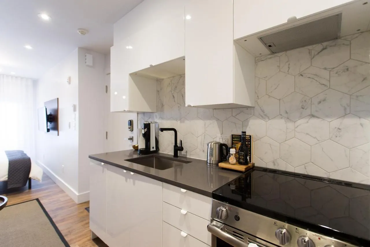 Blue Oasis Studio With Full Kitchen And Bath By Den Stays Montreal Apartment